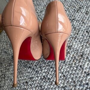 Christian Louboutin Blush Patent Peep Toe Heels Red Bottom Size 41.5